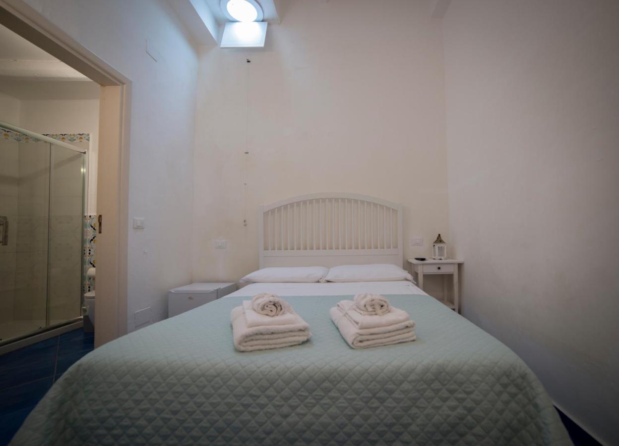 Villa Insolia Santa Marina Salina Buitenkant foto