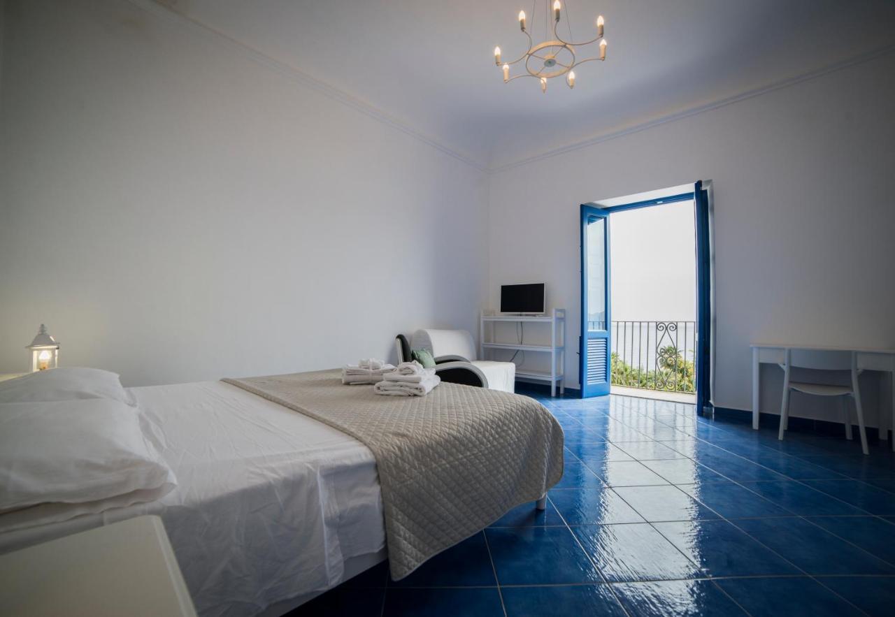 Villa Insolia Santa Marina Salina Buitenkant foto
