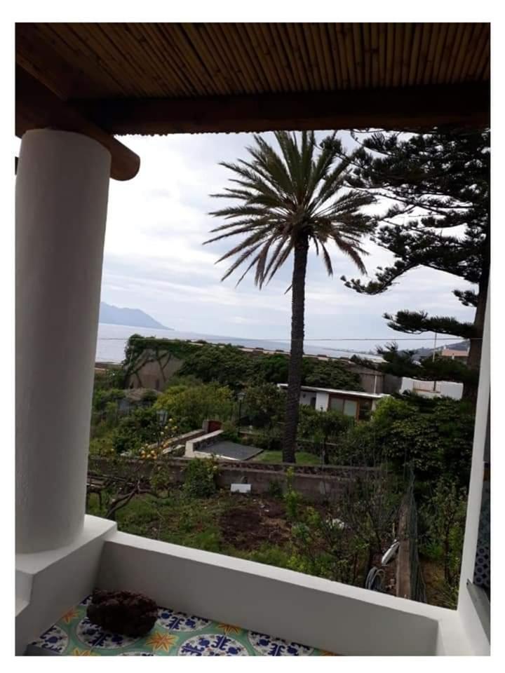 Villa Insolia Santa Marina Salina Kamer foto