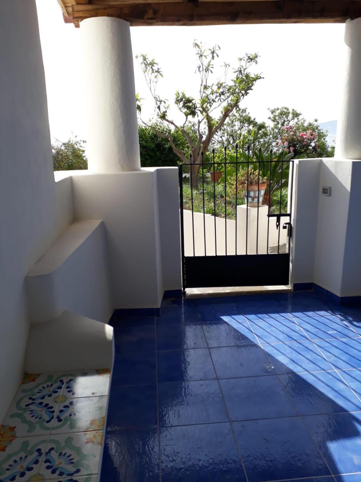 Villa Insolia Santa Marina Salina Kamer foto